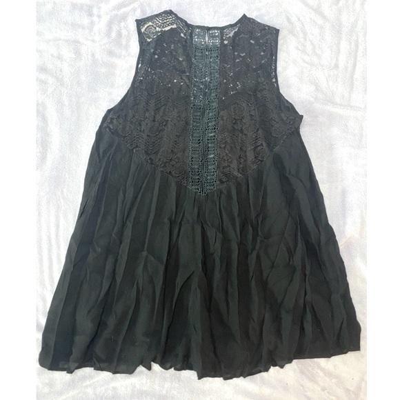 Toni, Size Large, Black - Picture 2 of 2